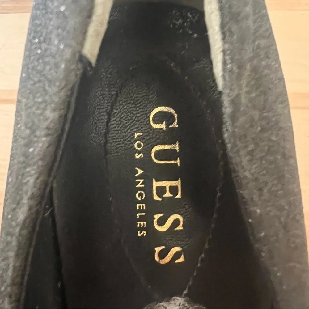 GUESS Black Glitter Sparkle Pumps Women’s 9 Cocktail Party Holiday 4” Heels‎